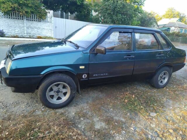 Зеленый ВАЗ 21099, объемом двигателя 1.5 л и пробегом 400 тыс. км за 1046 $, фото 1 на Automoto.ua