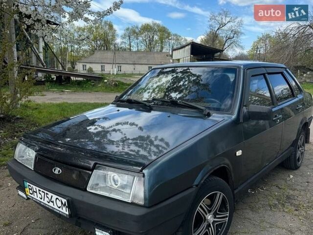 Зеленый ВАЗ 21099, объемом двигателя 1.5 л и пробегом 358 тыс. км за 1550 $, фото 1 на Automoto.ua