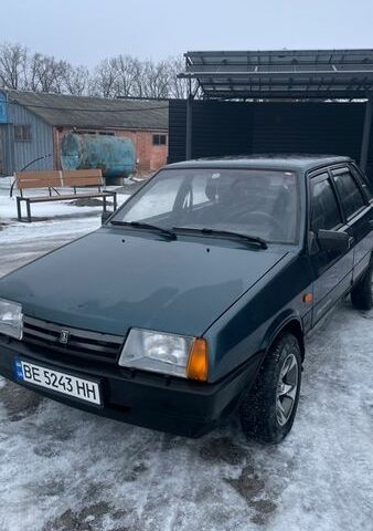 Зеленый ВАЗ 21099, объемом двигателя 1.5 л и пробегом 248 тыс. км за 1500 $, фото 1 на Automoto.ua