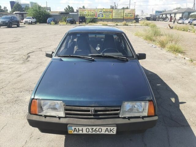 Зеленый ВАЗ 21099, объемом двигателя 1.5 л и пробегом 260 тыс. км за 1100 $, фото 1 на Automoto.ua