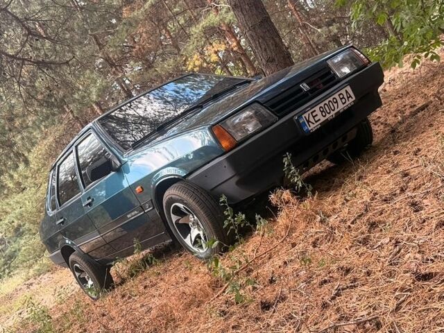 Зеленый ВАЗ 21099, объемом двигателя 1.5 л и пробегом 175 тыс. км за 2800 $, фото 1 на Automoto.ua