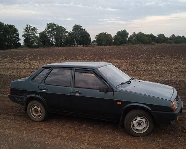 Зеленый ВАЗ 21099, объемом двигателя 1.6 л и пробегом 170 тыс. км за 1600 $, фото 1 на Automoto.ua