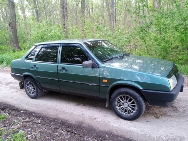 Зелений ВАЗ 21099, об'ємом двигуна 1.5 л та пробігом 235 тис. км за 1600 $, фото 1 на Automoto.ua