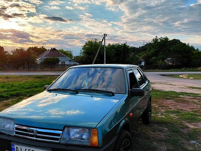 Зеленый ВАЗ 21099, объемом двигателя 1.5 л и пробегом 139 тыс. км за 2100 $, фото 1 на Automoto.ua