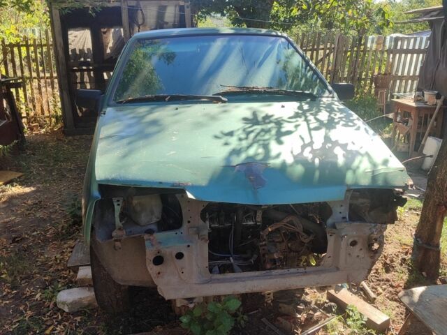 Зеленый ВАЗ 21099, объемом двигателя 1.5 л и пробегом 245 тыс. км за 573 $, фото 1 на Automoto.ua