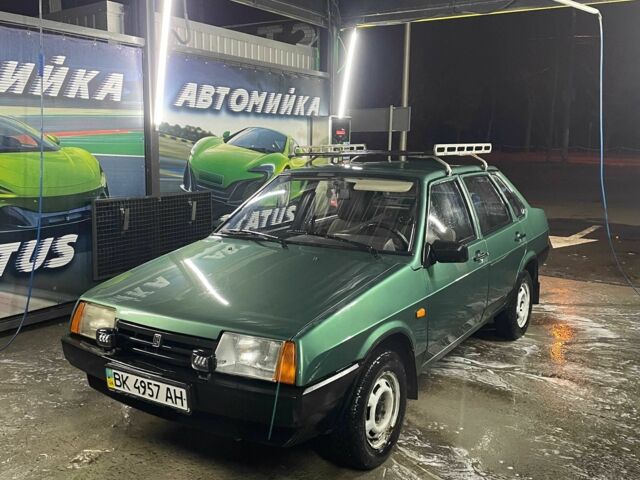 Зеленый ВАЗ 21099, объемом двигателя 1.5 л и пробегом 96 тыс. км за 2000 $, фото 1 на Automoto.ua