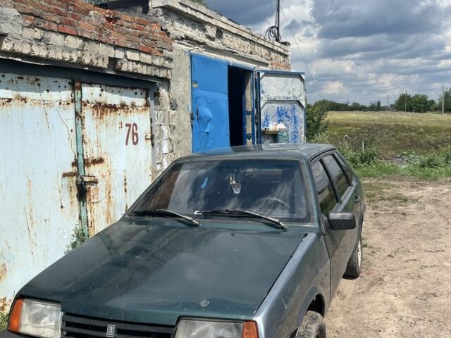 Зелений ВАЗ 21099, об'ємом двигуна 1.5 л та пробігом 300 тис. км за 721 $, фото 1 на Automoto.ua