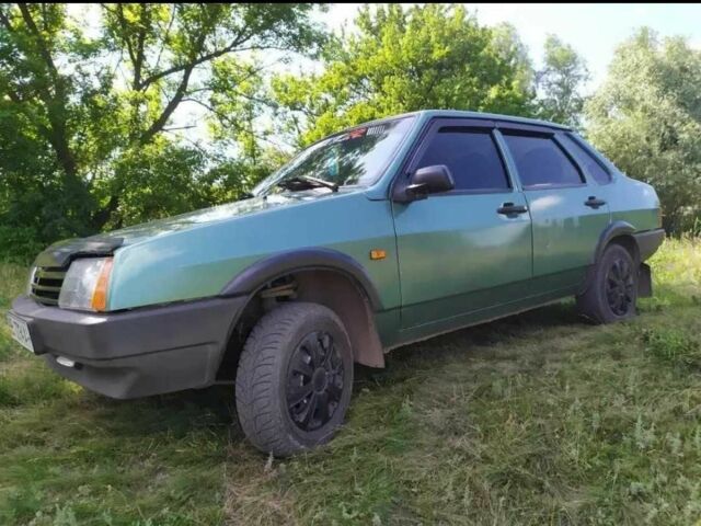 Зеленый ВАЗ 21099, объемом двигателя 1.5 л и пробегом 180 тыс. км за 1099 $, фото 1 на Automoto.ua