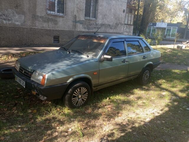 Зеленый ВАЗ 21099, объемом двигателя 1.5 л и пробегом 999 тыс. км за 1234 $, фото 1 на Automoto.ua