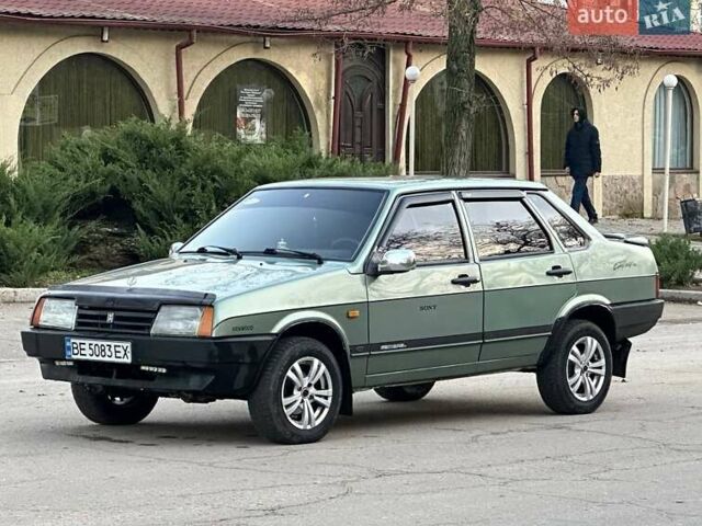 Зеленый ВАЗ 21099, объемом двигателя 1.5 л и пробегом 275 тыс. км за 2000 $, фото 1 на Automoto.ua