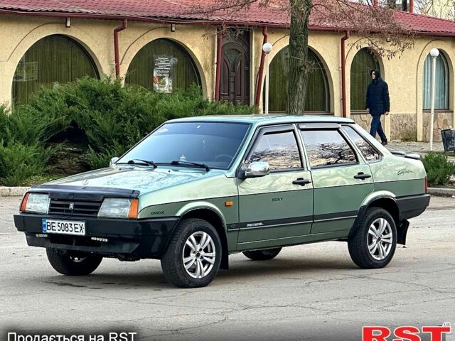 Зеленый ВАЗ 21099, объемом двигателя 1.5 л и пробегом 270 тыс. км за 2000 $, фото 1 на Automoto.ua