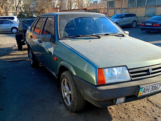 Зелений ВАЗ 21099, об'ємом двигуна 1.6 л та пробігом 186 тис. км за 1650 $, фото 1 на Automoto.ua