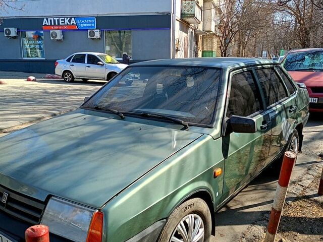 Зеленый ВАЗ 21099, объемом двигателя 1.6 л и пробегом 169 тыс. км за 1000 $, фото 1 на Automoto.ua