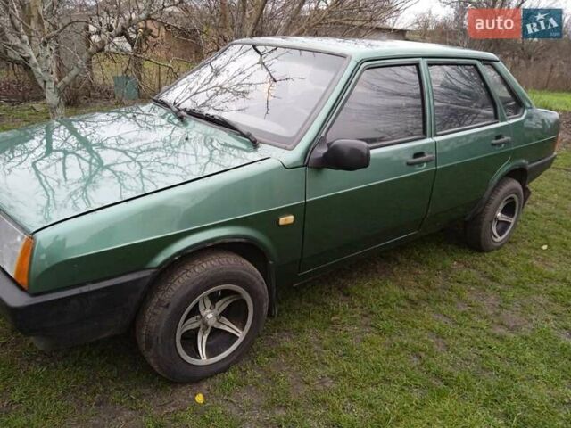 Зеленый ВАЗ 21099, объемом двигателя 1.6 л и пробегом 240 тыс. км за 1800 $, фото 1 на Automoto.ua