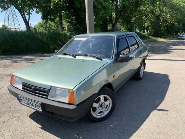 Зеленый ВАЗ 21099, объемом двигателя 1.6 л и пробегом 280 тыс. км за 2250 $, фото 1 на Automoto.ua