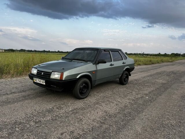 Зеленый ВАЗ 21099, объемом двигателя 6 л и пробегом 1 тыс. км за 1100 $, фото 1 на Automoto.ua