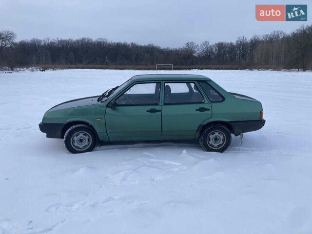 Зеленый ВАЗ 21099, объемом двигателя 1.6 л и пробегом 200 тыс. км за 1899 $, фото 1 на Automoto.ua