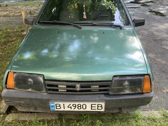 Зеленый ВАЗ 21099, объемом двигателя 1.6 л и пробегом 250 тыс. км за 1200 $, фото 1 на Automoto.ua