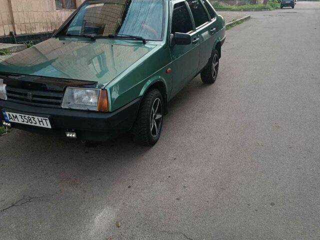 Зеленый ВАЗ 21099, объемом двигателя 1.6 л и пробегом 240 тыс. км за 1600 $, фото 1 на Automoto.ua