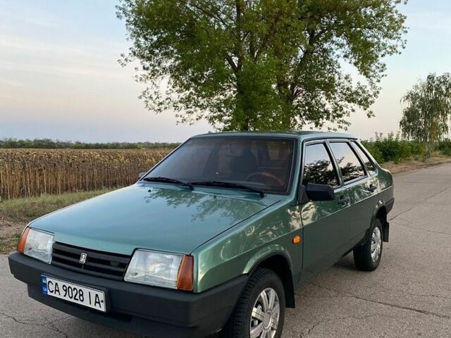 Зеленый ВАЗ 21099, объемом двигателя 1.6 л и пробегом 176 тыс. км за 3000 $, фото 1 на Automoto.ua
