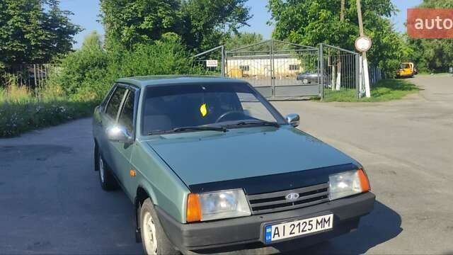 Зелений ВАЗ 21099, об'ємом двигуна 1.6 л та пробігом 180 тис. км за 1900 $, фото 1 на Automoto.ua