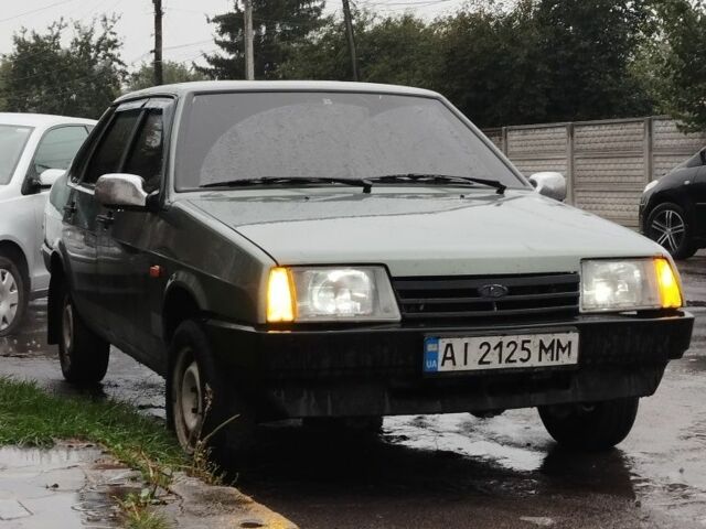 Зеленый ВАЗ 21099, объемом двигателя 1.6 л и пробегом 195 тыс. км за 1600 $, фото 1 на Automoto.ua