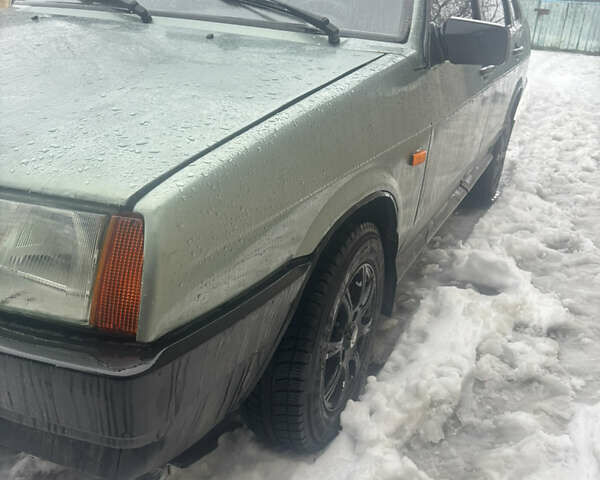 Зеленый ВАЗ 21099, объемом двигателя 1.6 л и пробегом 350 тыс. км за 1500 $, фото 1 на Automoto.ua