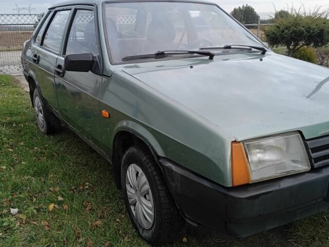 Зелений ВАЗ 21099, об'ємом двигуна 1.6 л та пробігом 139 тис. км за 1909 $, фото 1 на Automoto.ua