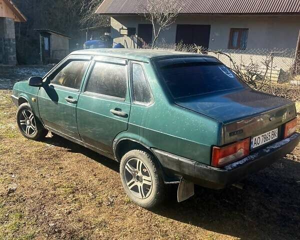 Зеленый ВАЗ 21099, объемом двигателя 1.6 л и пробегом 250 тыс. км за 1100 $, фото 1 на Automoto.ua