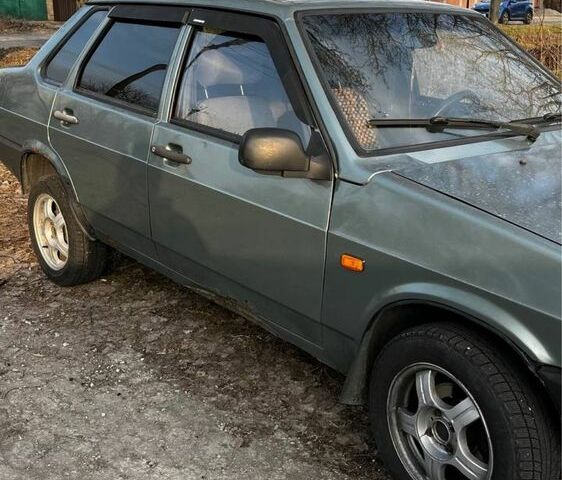 Зелений ВАЗ 21099, об'ємом двигуна 1.6 л та пробігом 216 тис. км за 800 $, фото 1 на Automoto.ua