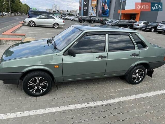 Зелений ВАЗ 21099, об'ємом двигуна 1.6 л та пробігом 218 тис. км за 2900 $, фото 1 на Automoto.ua