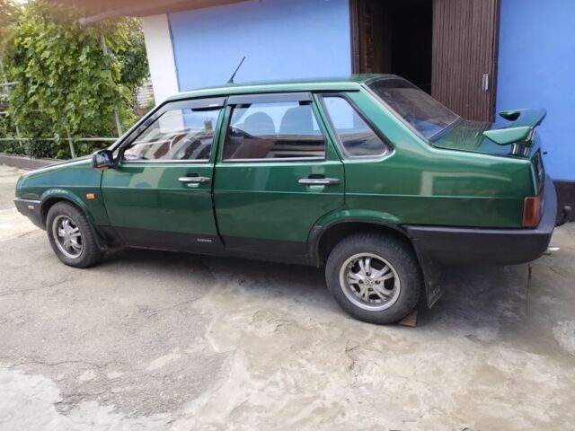 Зелений ВАЗ 21099, об'ємом двигуна 0 л та пробігом 300 тис. км за 1800 $, фото 1 на Automoto.ua