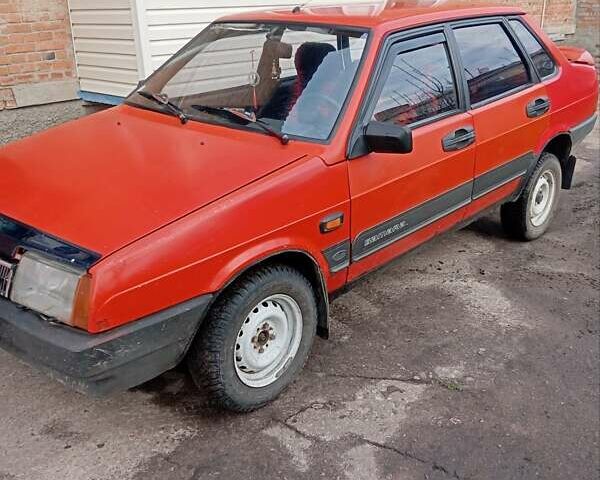 Оранжевый ВАЗ 21099, объемом двигателя 1.6 л и пробегом 250 тыс. км за 850 $, фото 1 на Automoto.ua
