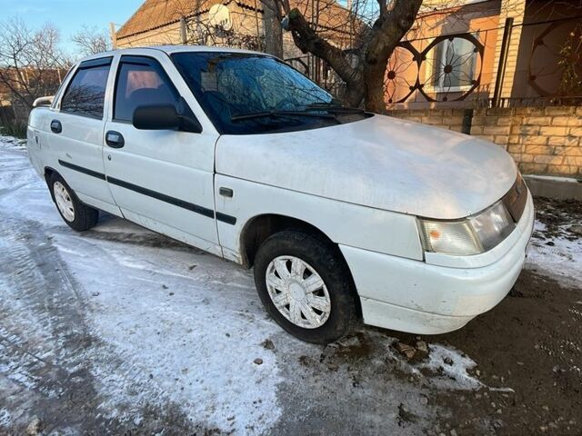Белый ВАЗ 2110, объемом двигателя 1.5 л и пробегом 433 тыс. км за 1900 $, фото 1 на Automoto.ua
