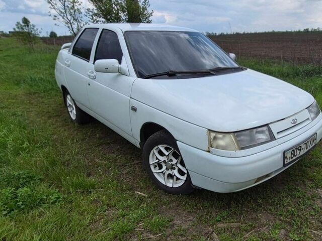 Белый ВАЗ 2110, объемом двигателя 1.5 л и пробегом 280 тыс. км за 1700 $, фото 1 на Automoto.ua