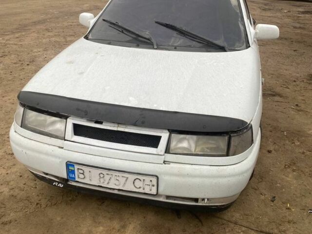 Белый ВАЗ 2110, объемом двигателя 1.5 л и пробегом 200 тыс. км за 750 $, фото 1 на Automoto.ua