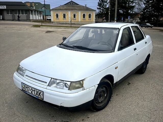 Белый ВАЗ 2110, объемом двигателя 1.5 л и пробегом 230 тыс. км за 650 $, фото 1 на Automoto.ua
