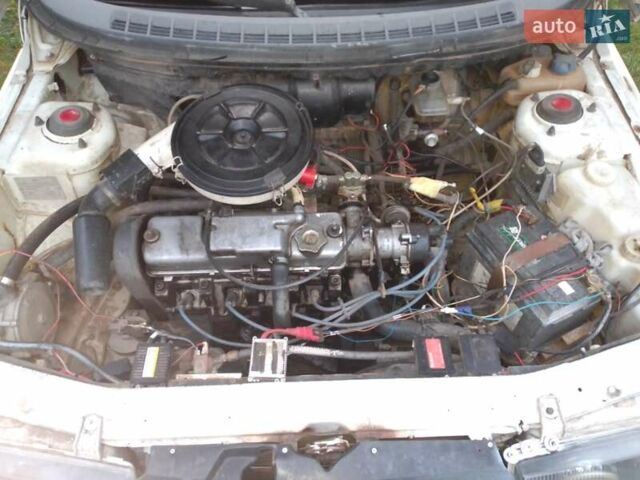 Білий ВАЗ 2110, об'ємом двигуна 1.5 л та пробігом 459 тис. км за 1050 $, фото 1 на Automoto.ua