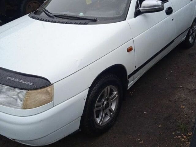 Білий ВАЗ 2110, об'ємом двигуна 1.5 л та пробігом 380 тис. км за 1591 $, фото 1 на Automoto.ua