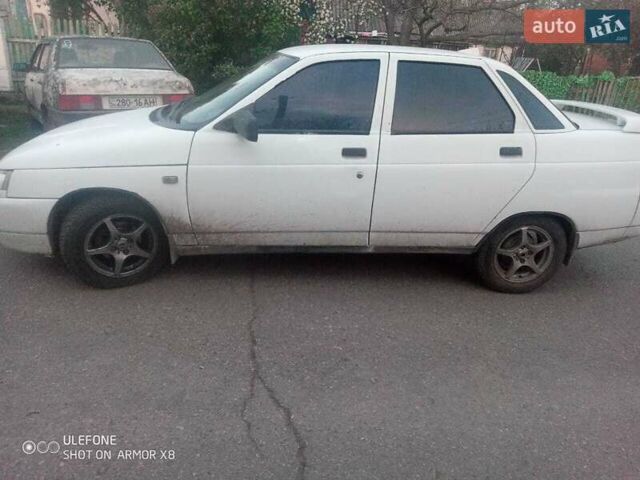 Белый ВАЗ 2110, объемом двигателя 1.5 л и пробегом 250 тыс. км за 1150 $, фото 1 на Automoto.ua