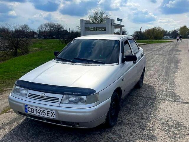 Белый ВАЗ 2110, объемом двигателя 1.5 л и пробегом 100 тыс. км за 1950 $, фото 1 на Automoto.ua