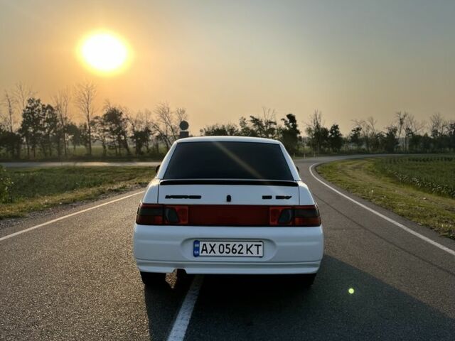 Білий ВАЗ 2110, об'ємом двигуна 1.6 л та пробігом 180 тис. км за 2700 $, фото 1 на Automoto.ua