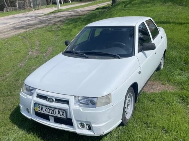 Белый ВАЗ 2110, объемом двигателя 1.6 л и пробегом 130 тыс. км за 2200 $, фото 1 на Automoto.ua