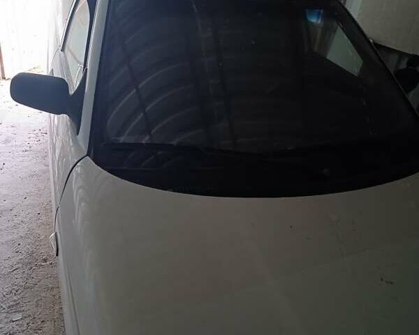 Белый ВАЗ 2110, объемом двигателя 1.6 л и пробегом 120 тыс. км за 2097 $, фото 1 на Automoto.ua