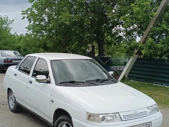 Белый ВАЗ 2110, объемом двигателя 1.6 л и пробегом 102 тыс. км за 2650 $, фото 1 на Automoto.ua