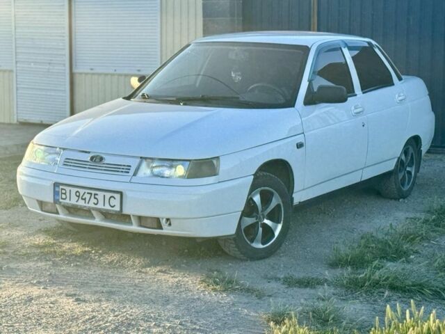 Белый ВАЗ 2110, объемом двигателя 1.6 л и пробегом 147 тыс. км за 2300 $, фото 1 на Automoto.ua