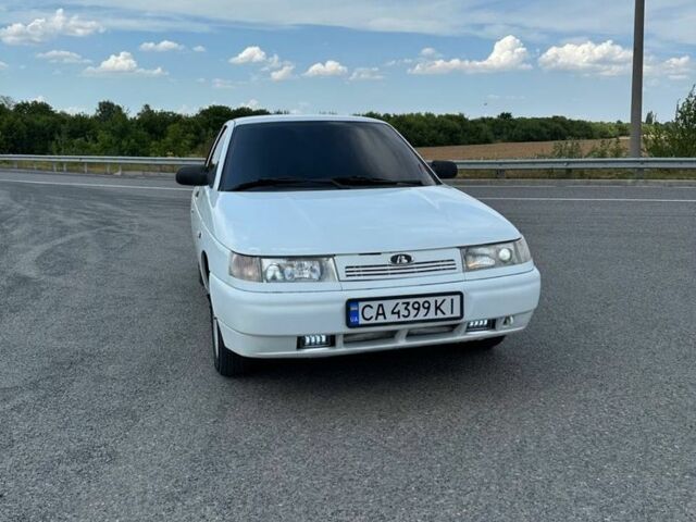 Білий ВАЗ 2110, об'ємом двигуна 1.6 л та пробігом 235 тис. км за 2450 $, фото 1 на Automoto.ua