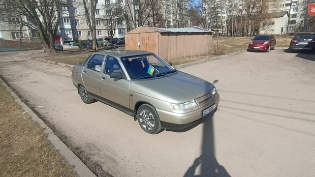 Бежевый ВАЗ 2110, объемом двигателя 1.5 л и пробегом 198 тыс. км за 1800 $, фото 1 на Automoto.ua