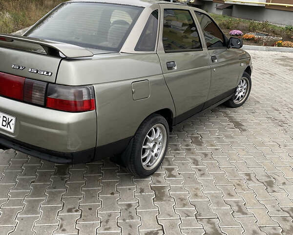 Бежевый ВАЗ 2110, объемом двигателя 1.5 л и пробегом 300 тыс. км за 1700 $, фото 1 на Automoto.ua