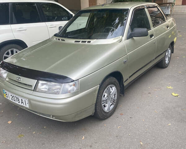Бежевий ВАЗ 2110, об'ємом двигуна 1.6 л та пробігом 119 тис. км за 1950 $, фото 1 на Automoto.ua